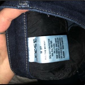 Dark wash “Joe’s Jeans”  skinny style, size 27